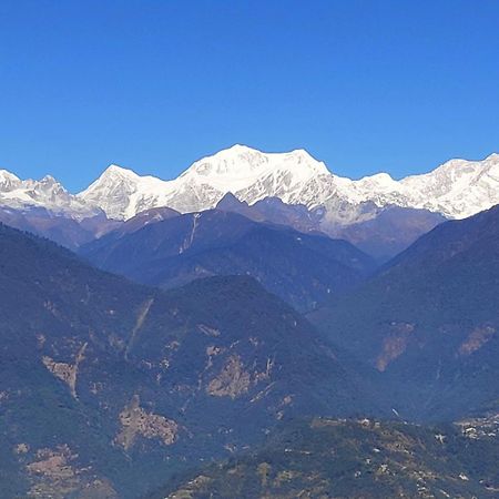 The Ace Pine Valley Hotel Pelling Bagian luar foto