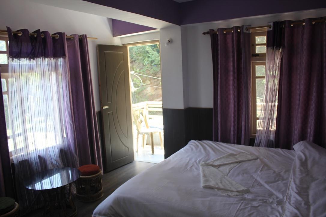 The Ace Pine Valley Hotel Pelling Bagian luar foto