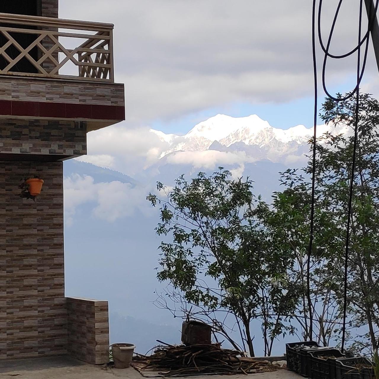 The Ace Pine Valley Hotel Pelling Bagian luar foto