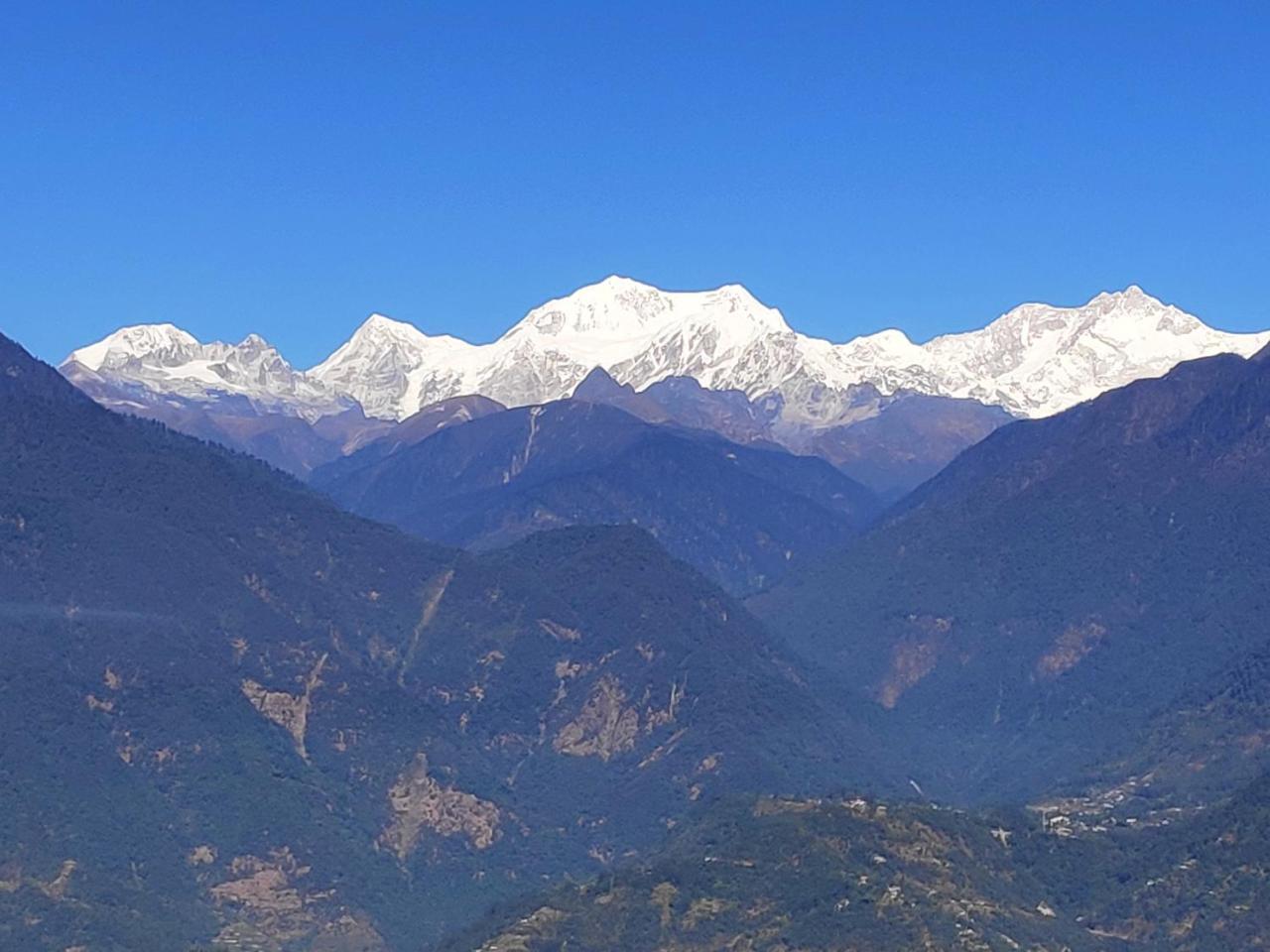 The Ace Pine Valley Hotel Pelling Bagian luar foto